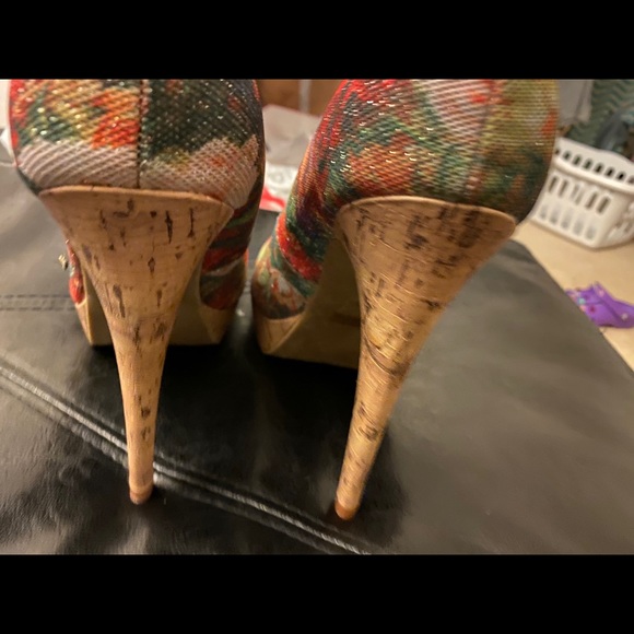Guess pumps - Picture 2 of 8